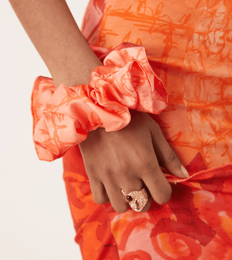 Isabelle Pennington-Edmead Large Satin Scrunchie Pineapple Print