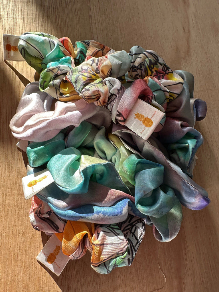 Isabelle Pennington-Edmead scrunchie Silk Scrunchie