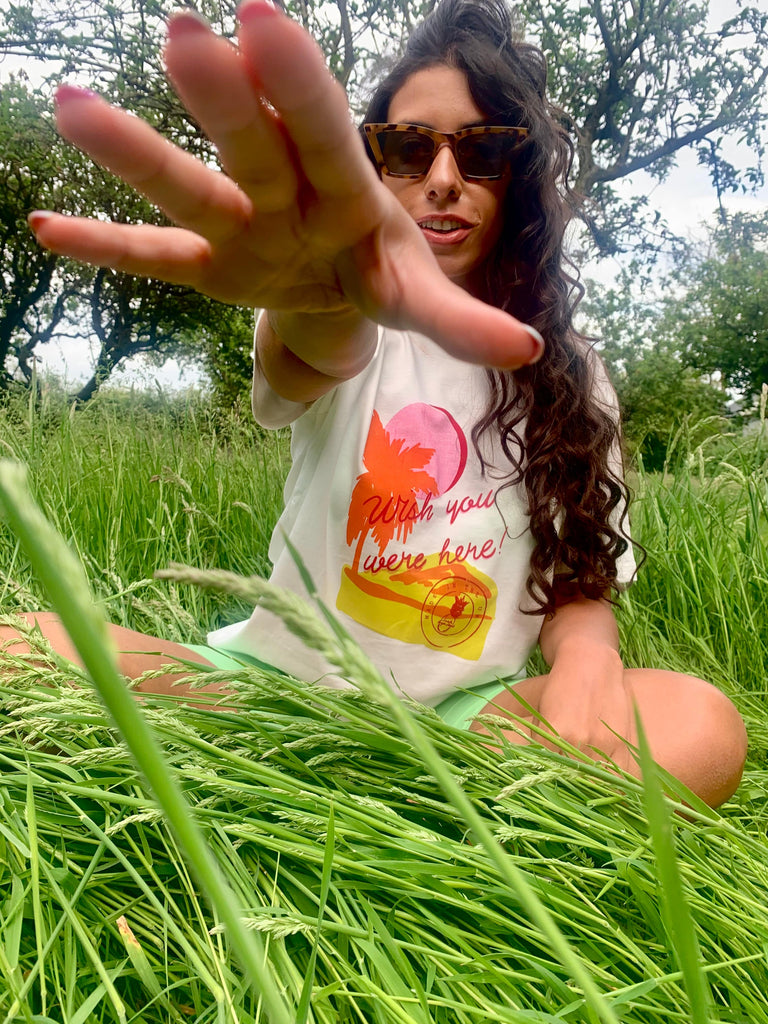 Isabelle Pennington-Edmead ‘Wish you were here’ T-shirt